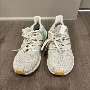 Adidas Women’s Ultraboost Sneakers- like new condition